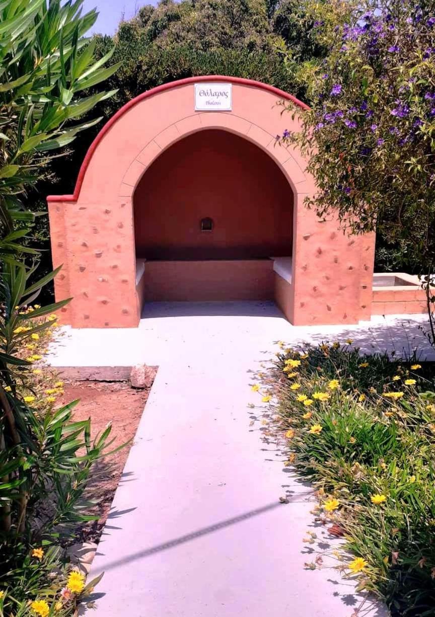 Evi Apartments And Studios Theologos  Exterior photo