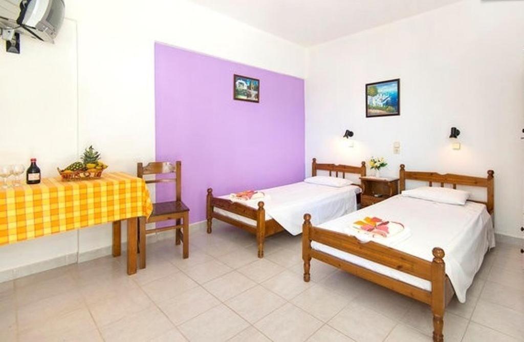 Evi Apartments And Studios Theologos  Room photo